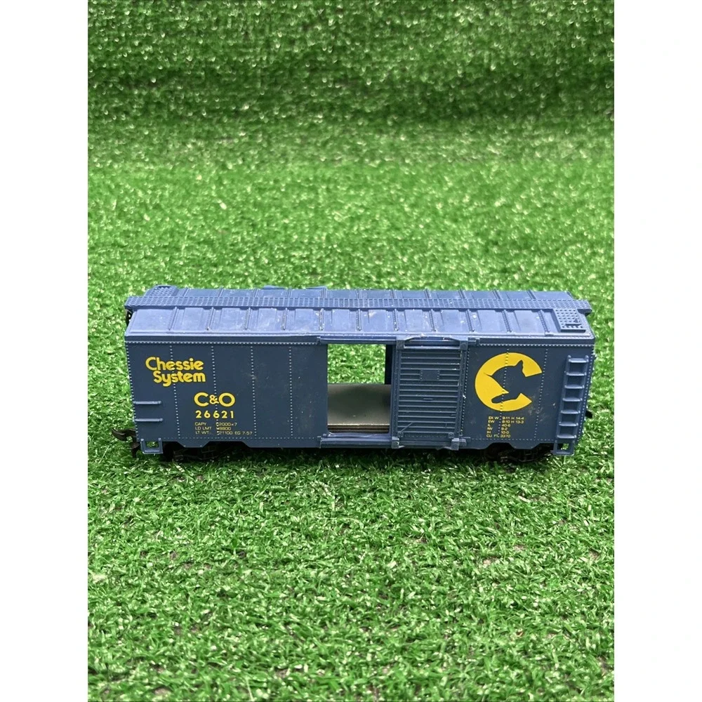 HO Scale Lot Of4 Train Cars Plastic Southern Pacific Chessie System The Katy APL